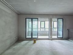 万兴林里间 5室2厅261.34m²毛坯