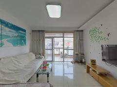 静安新城北区 3室2厅136.5m²精装修
