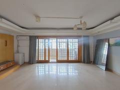 紫薇花园 新出房源，户型方正，花园中间，住家安静舒适