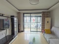 城市风景 3室2厅122.54m²精装修