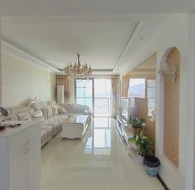 丽晶华庭 3室2厅116m²精装修