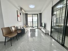 悦峰尚府 3室2厅96m²整租