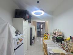 大富鸿学府 1室1厅50.02m²精装修