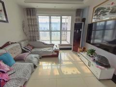 太阳岛花园 4室2厅146.69m²精装修