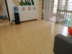 金城华庭 3室2厅79m²整租