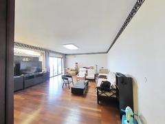 锦绣花园二期 4室2厅177m²整租