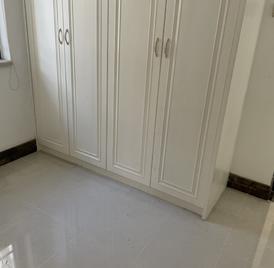 水榭春天1期 6室0厅154m²整租