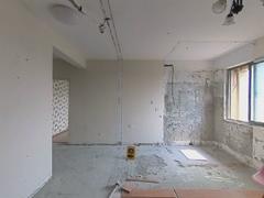 青年新苑 2室1厅85.74m²毛坯