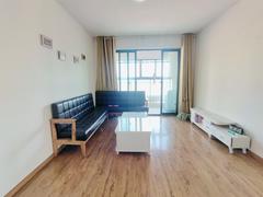 万泓中心 2室2厅84m²精装修