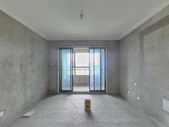 高速静安春晖里 3室2厅99m²精装修