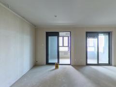 正荣旭辉政务未来 2室2厅76m²毛坯