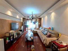 恒盛豪庭 3室2厅137.26m²精装修