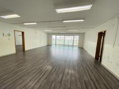现代城华庭 4室2厅237.22m²整租
