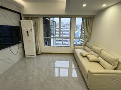 海丰苑大厦 3室1厅64.57m²满五年