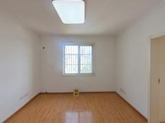琥珀南村 精致装修 3室1厅1厨1卫 79.02m² 
