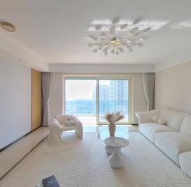 三湘海尚花园一期 4室2厅207.74m²满五唯一