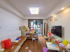 信达天御悦澜园 3室2厅110m²精装修