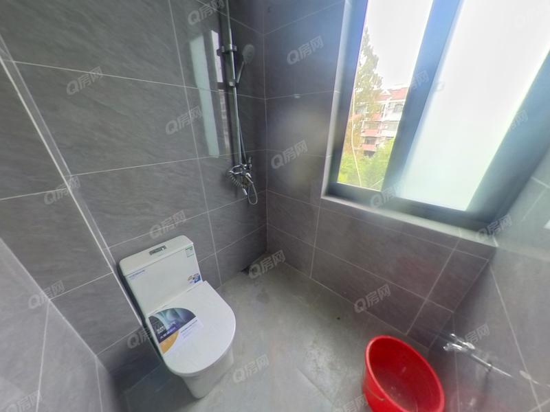 合肥琥珀东村卫生间照片_琥珀东村 3室2厅90m²满五年