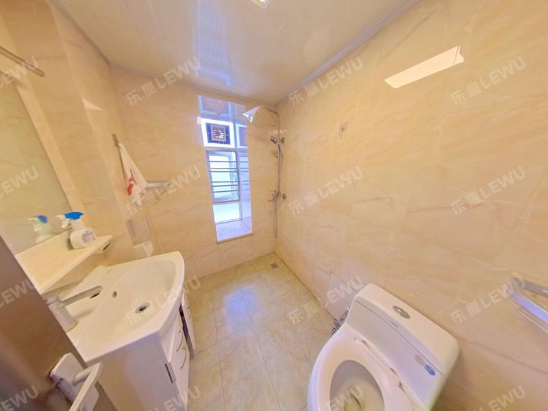 深圳侨香村卫生间照片_侨香村  （新上）精装修 保养不错 通透采光好 看房方便