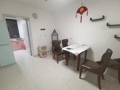 安庆路142号 2室1厅57m²精装修