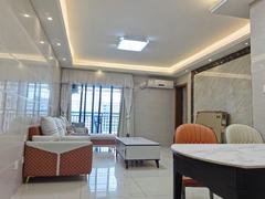 万科天誉花园一期 3室2厅89m²整租