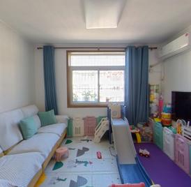 龙居山庄锦龙居 4室2厅110.78m²精装修