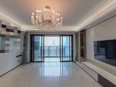 五洲花城三期 5室2厅139m²整租