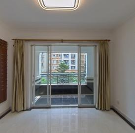 桂芳园五期 3室2厅92.2m²精装修
