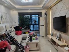 裕溪河畔 3室2厅118m²精装修