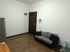 金城华庭 1室1厅38.14m²精装修