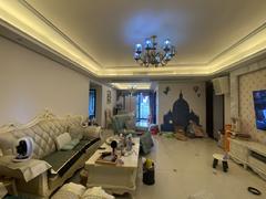 宇宏健康花城 4室2厅142.86m²精装修