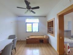 琥珀南村 3室1厅67.71m²精装修