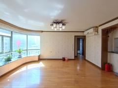 云景豪园 3室2厅120m²整租