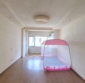 海景花园 3室2厅117.15m²整租
