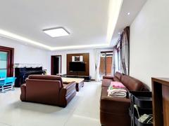 锦绣花园三期 5室2厅170.63m²整租