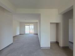 远洲玫瑰园 4室2厅130m²毛坯