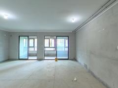 高速时代御府A1区 3室2厅123m²毛坯