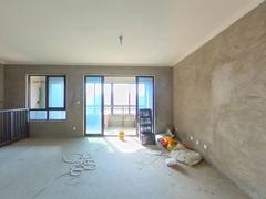 新华九龙首府 4室2厅157m²满五年