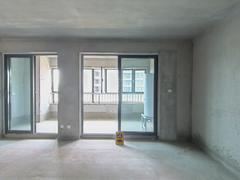 万兴林里间 3室2厅105m²精装修