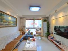 康居馨苑 3室2厅111.66m²精装修