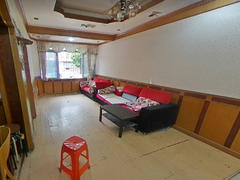 建设集团大院 4室2厅83m²整租