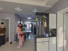 东方景苑南区 3室2厅101m²精装修