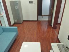 桐林城市广场  （新上）精装修 保养不错 通透采光好 看房方便
