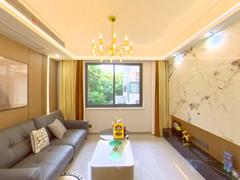莱茵河畔花园 4室2厅130.45m²精装修
