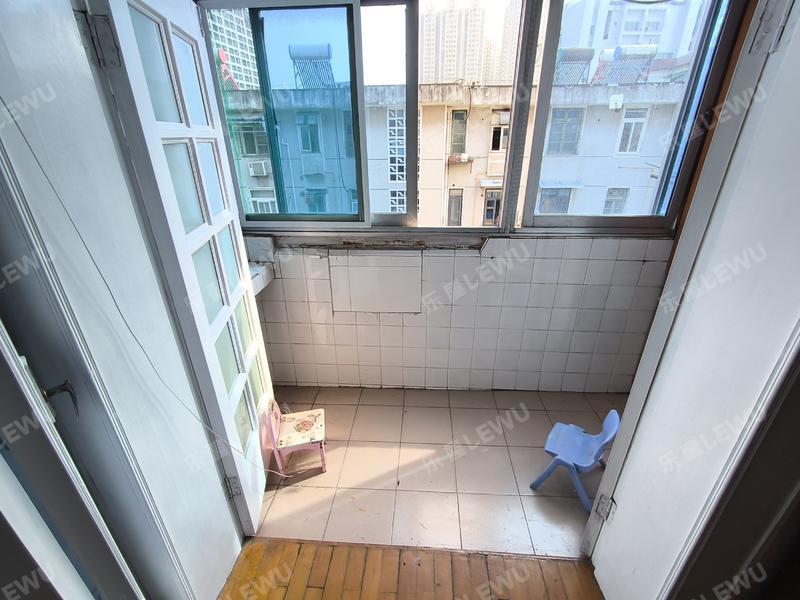 合肥邮电西村阳台照片_邮电西村 2室2厅66m²整租