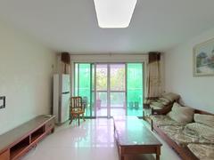 信义假日名城五期 3室2厅107m²整租