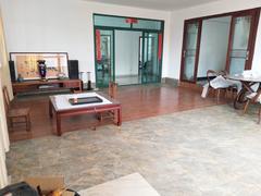 莲花山庄 3室2厅180m²整租