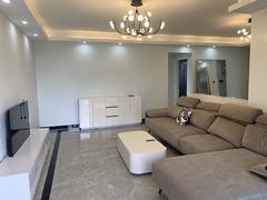 前海时代 3室2厅132m²整租