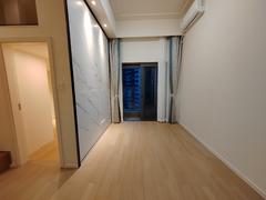 华盛珑悦 3室1厅51m²整租