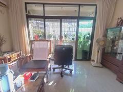 好景花园 3室2厅98m²整租 家私家电拎包入住